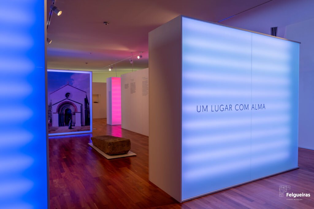 Espaço de Exposições "PASSADO, PRESENTE & FUTURO"