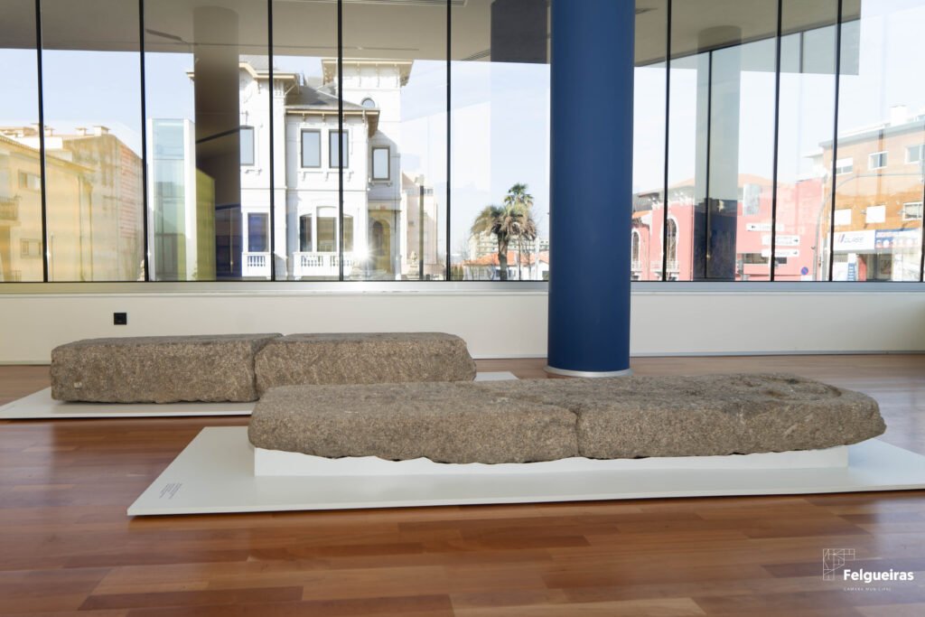 Espaço de Exposições "PASSADO, PRESENTE & FUTURO"