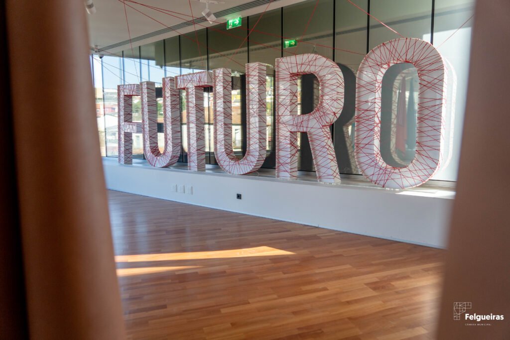 Espaço de Exposições "PASSADO, PRESENTE & FUTURO"