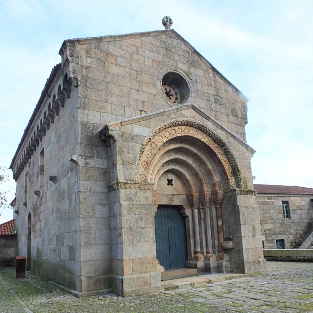 Igreja de São Vicente de Sousa